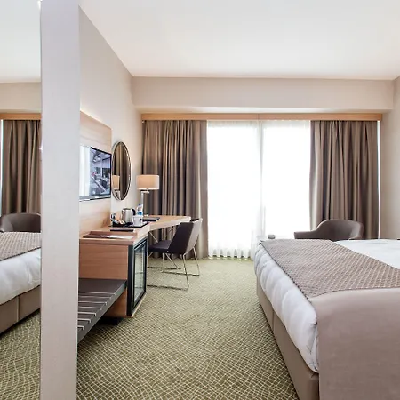 Mia Hotel