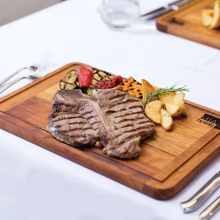 ホテル Mia イズミル