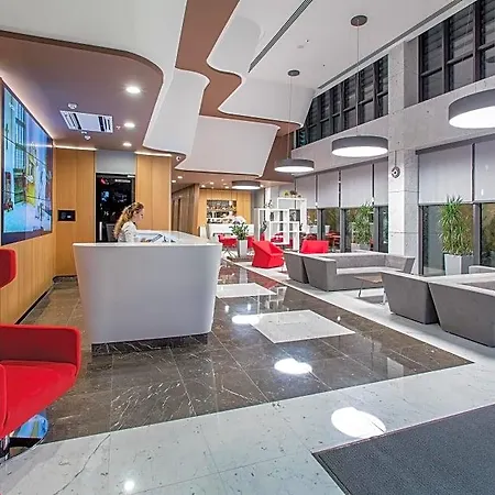 Mia Hotel