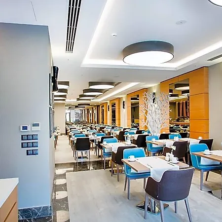 Hotel Mia 4*