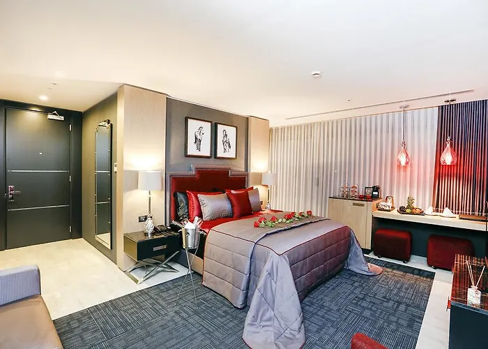 Mia Hotel