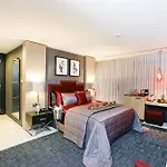 Mia Hotel